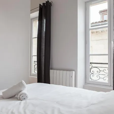 Apartament Grand Theatre Bright Bordeaux