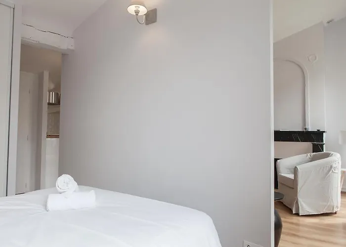 Grand Theatre Bright