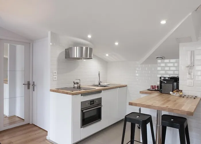 Grand Theatre Bright Daire Bordeaux